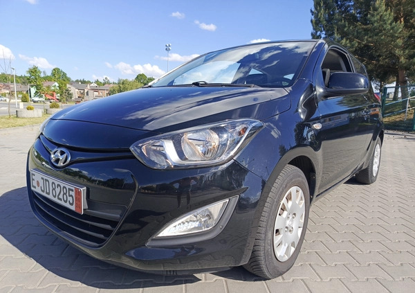 Hyundai i20 cena 17500 przebieg: 131000, rok produkcji 2012 z Zawiercie małe 172